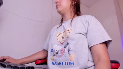 angel hardy online show from 24, 9, 2025