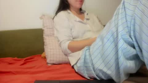 angel_lee__ online show from 19, 4, 2026