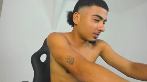 Snapshot of angel_nicolas chatting on 27, 5, 2026 ANGEL online show from 27, 5, 2026