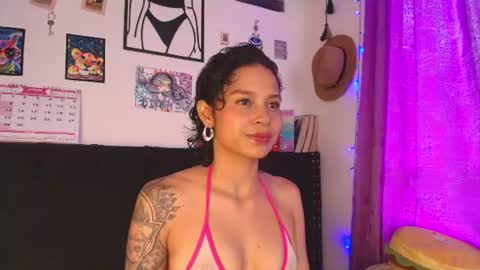 Snapshot of angel_smile18 chatting on 2, 7, 2026 angel online show from 2, 7, 2026