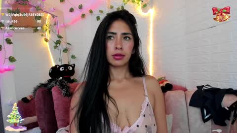 Angela  black hair online show from 7, 1, 2025