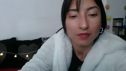 Snapshot of angela_mis chatting on 26, 12, 2024 Angela online show from 26, 12, 2024