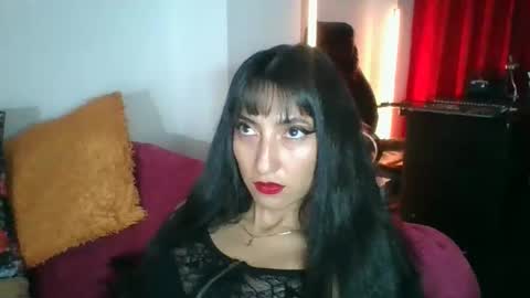 Snapshot of angela_mis chatting on 8, 10, 2025 Angela online show from 8, 10, 2025