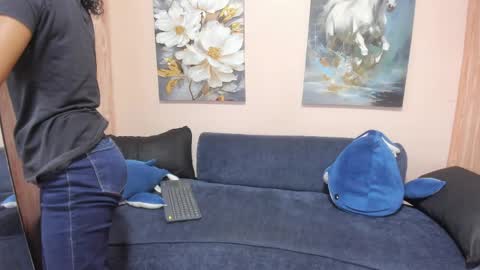 angela_rendon online show from 21, 4, 2026