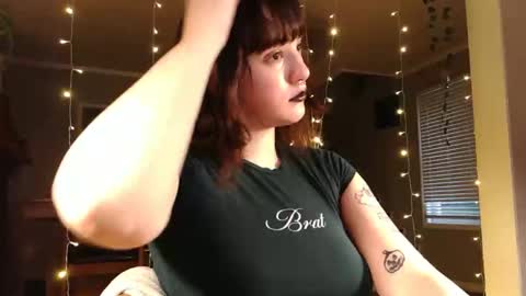 Snapshot of angelalice555 chatting on 25, 5, 2026 angelalice555 online show from 25, 5, 2026
