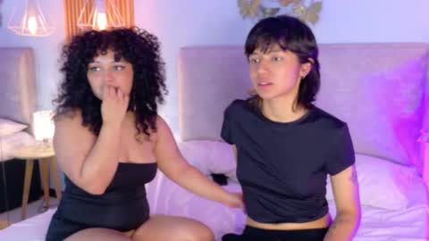 Snapshot of angelandkai chatting on 15, 11, 2025 Angelaandkai online show from 15, 11, 2025