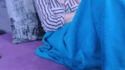 Snapshot of angelbl666 chatting on 4, 5, 2026 angelbl666 online show from 4, 5, 2026