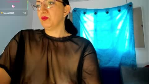 Snapshot of angelblue972344 chatting on 30, 5, 2026 angel online show from 30, 5, 2026
