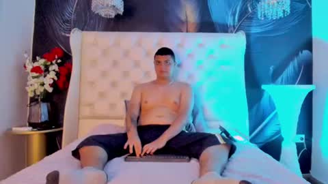 angelblue   online show from 20, 6, 2026