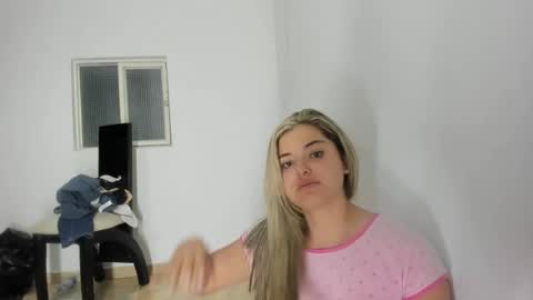 Snapshot of angelburning20 chatting on 29, 6, 2026 anita online show from 29, 6, 2026