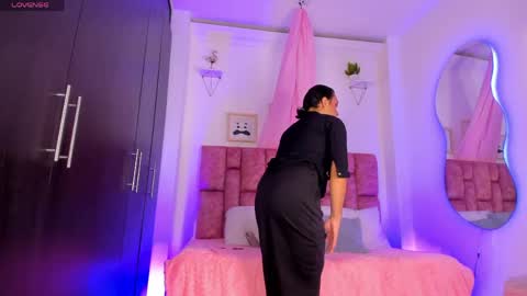 Angel  online show from 11, 4, 2026