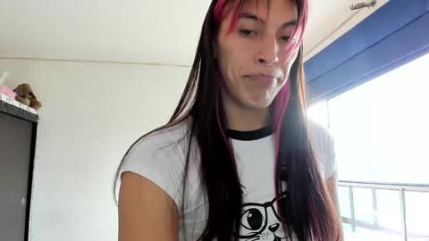 angele online show from 25, 12, 2024