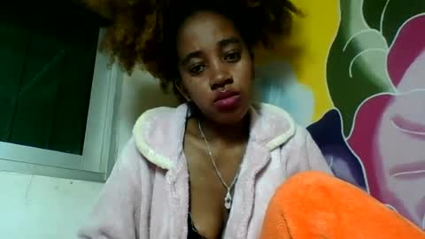 Angelettee online show from 10, 7, 2026