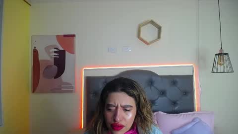 Snapshot of angelica_bouvier chatting on 8, 5, 2026 C A L L M E A N G E L online show from 8, 5, 2026