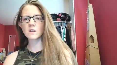 Snapshot of angelicangel3 chatting on 24, 6, 2026 AngelicAngel online show from 24, 6, 2026
