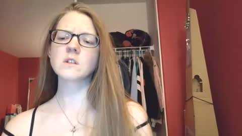 Snapshot of angelicangel3 chatting on 18, 7, 2026 AngelicAngel online show from 18, 7, 2026