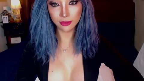 MS. AMALIA online show from 22, 1, 2025