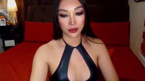 MS. AMALIA online show from 10, 3, 2025