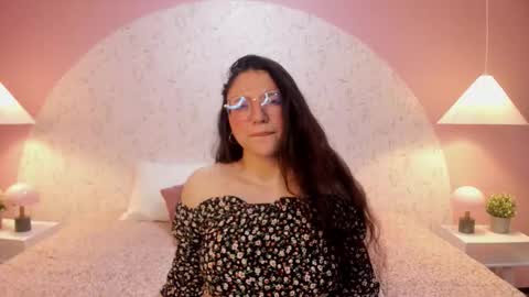 Angelica online show from 10, 3, 2026