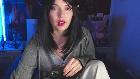 Snapshot of angelika_rouge chatting on 8, 1, 2026 Angelika Rouge online show from 8, 1, 2026