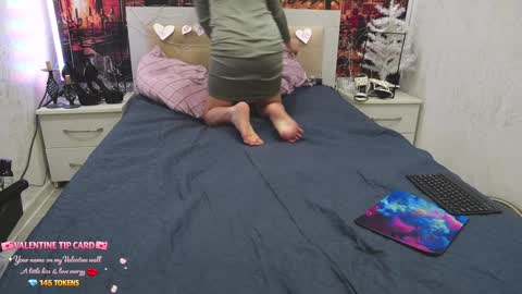 Snapshot of angelika_rouge chatting on 4, 2, 2026 Angelika Rouge online show from 4, 2, 2026