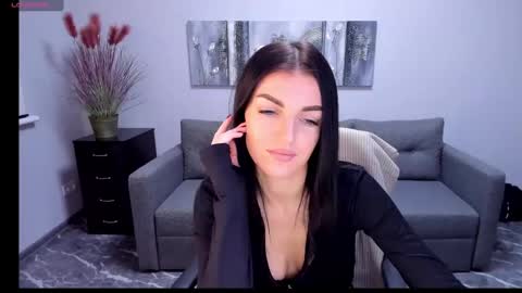 Angelina online show from 5, 12, 2024