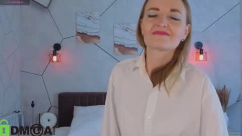 Angelina online show from 12, 2, 2026