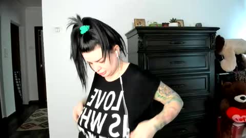 Angelina online show from 19, 11, 2025