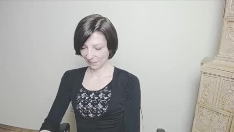 Angelina online show from 4, 3, 2025