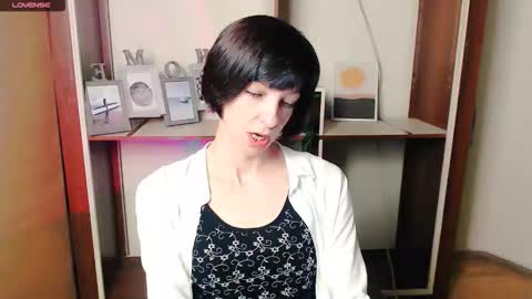 Angelina online show from 14, 10, 2025