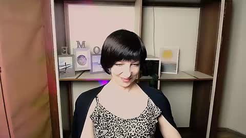 Angelina online show from 28, 2, 2026