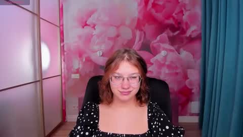 AngelinaLow online show from 8, 10, 2025