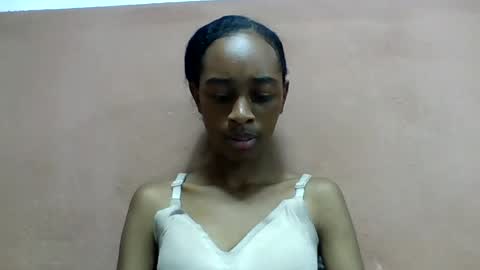 Snapshot of angeline221173 chatting on 22, 7, 2026 angeline221173 online show from 22, 7, 2026