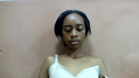 Snapshot of angeline221173 chatting on 26, 7, 2026 angeline221173 online show from 26, 7, 2026