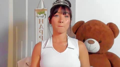 Snapshot of angelique_murphy chatting on 11, 2, 2026 Angelique Murphy online show from 11, 2, 2026