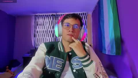 Snapshot of angelito18_twink chatting on 15, 6, 2026 Angel online show from 15, 6, 2026