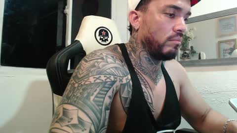 angellatino0 online show from 4, 12, 2024