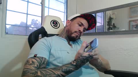 angellatino0 online show from 4, 12, 2024