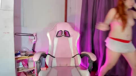 Snapshot of angelmoanster2 chatting on 2, 6, 2026 angel online show from 2, 6, 2026