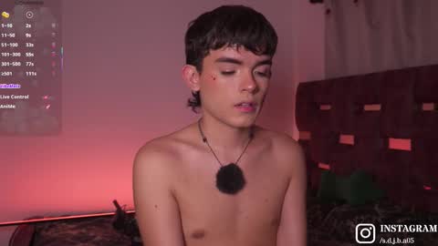 Snapshot of angelocute_ chatting on 3, 11, 2025 Angelo I work from home this is my room online show from 3, 11, 2025