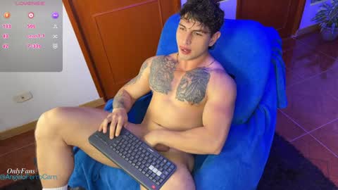 Angelo Ferro online show from 5, 1, 2025