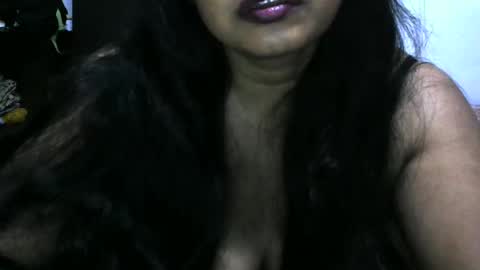 Snapshot of angelpriya555 chatting on 3, 12, 2024 angelpriya555 online show from 3, 12, 2024