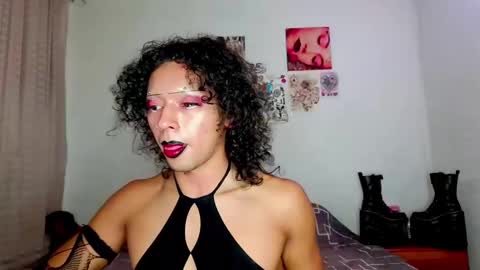 Snapshot of angelsdustxxx chatting on 27, 2, 2025 online show from 27, 2, 2025