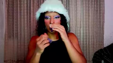 Snapshot of angelsdustxxx chatting on 26, 9, 2025 online show from 26, 9, 2025