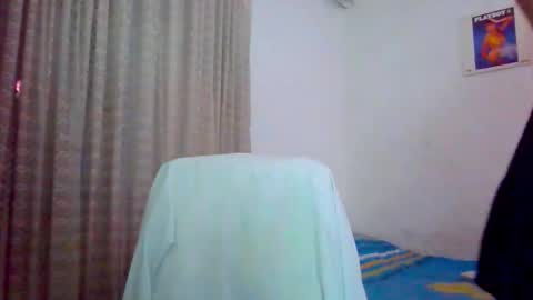 Snapshot of angelsdustxxx chatting on 28, 9, 2025 online show from 28, 9, 2025