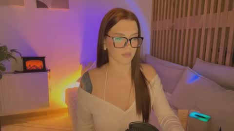 Angelsweetshy online show from 13, 11, 2025