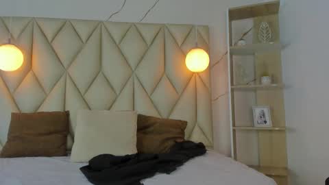 ANGIE online show from 17, 11, 2025