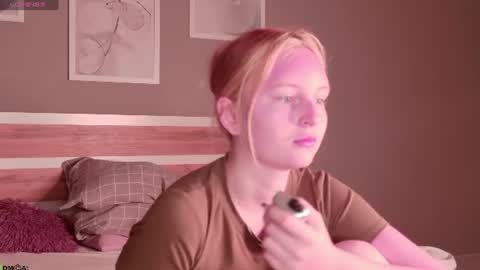 Snapshot of angelwise chatting on 14, 7, 2026 angelwise online show from 14, 7, 2026
