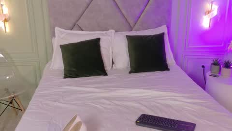 angely_perry online show from 5, 3, 2026