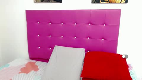 Snapshot of angie_arias chatting on 10, 2, 2025 Angie online show from 10, 2, 2025